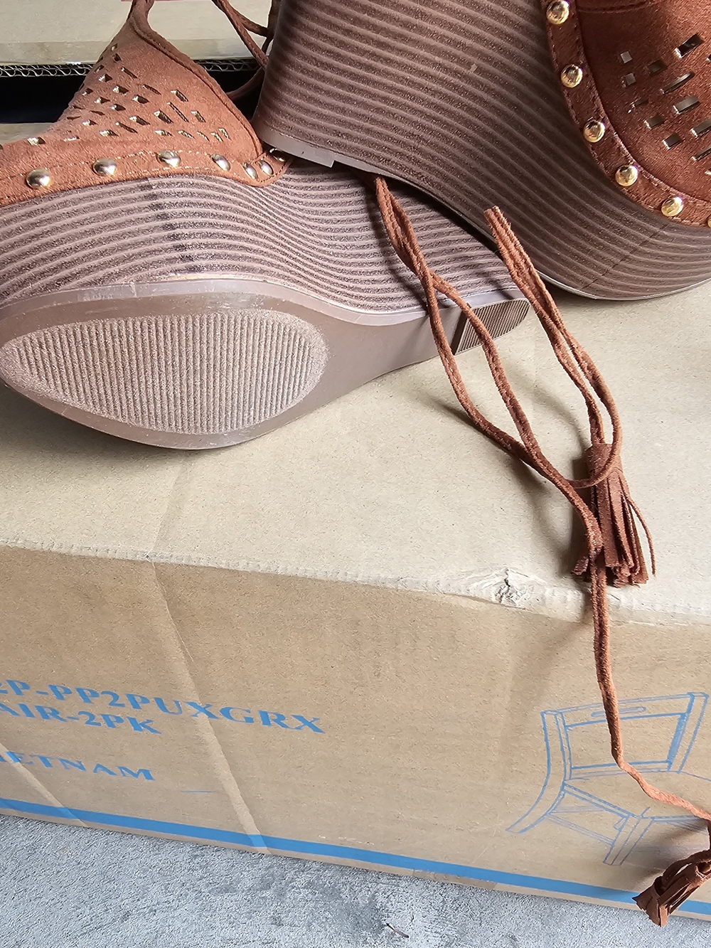 Shoe Dazzle Rust Brown Tassel Wedge Sandals